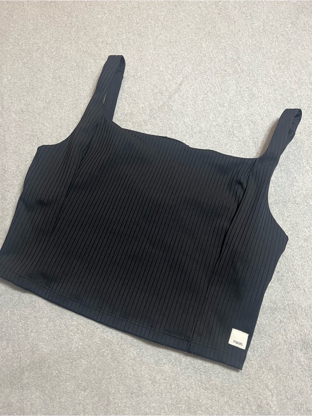 Vuori Inversion Ribbed Black Tank Crop Top -  Women's M